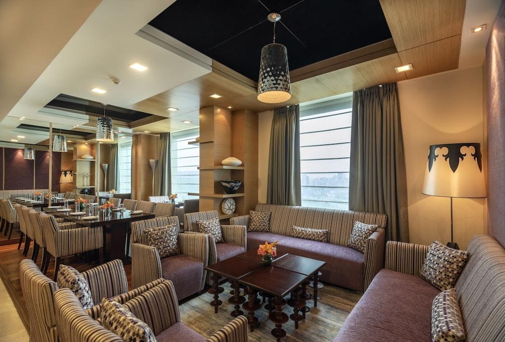 Radisson Gurugram Sohna Road City Center Гургаон Екстериор снимка