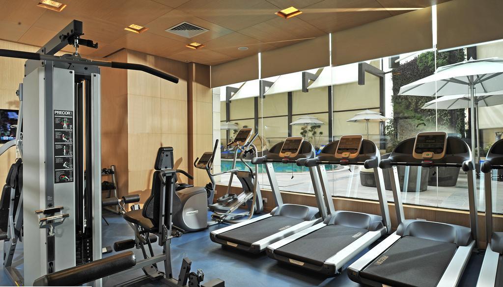 Radisson Gurugram Sohna Road City Center Гургаон Екстериор снимка