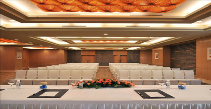 Radisson Gurugram Sohna Road City Center Гургаон Екстериор снимка