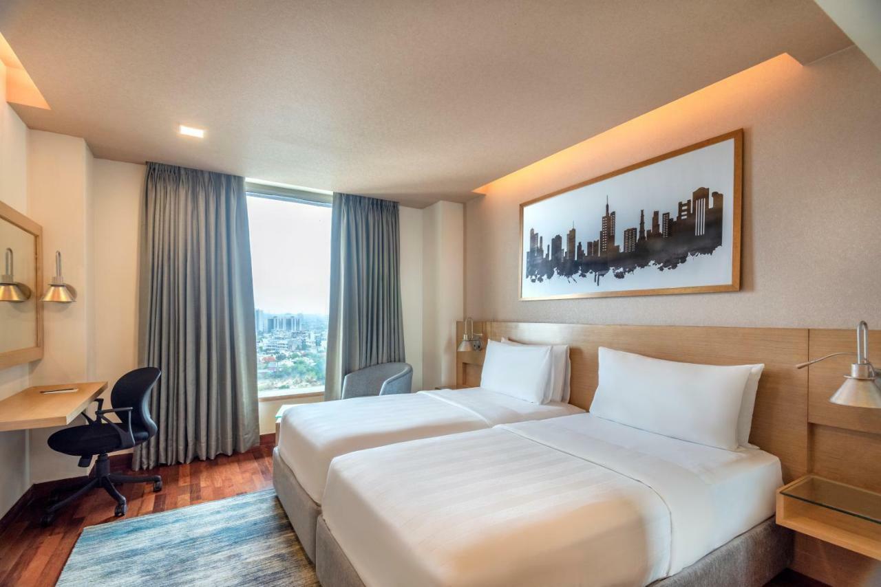 Radisson Gurugram Sohna Road City Center Гургаон Екстериор снимка